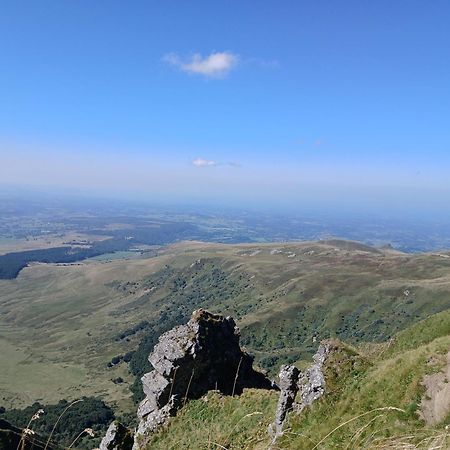 Appartement Au Coeur Du Mont-Dore Buitenkant foto